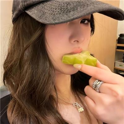 黑疯婆子的快乐圣诞节
